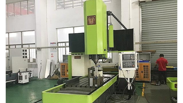 焊接水冷板哪種設(shè)備好？攪拌摩擦焊還是真空釬焊？