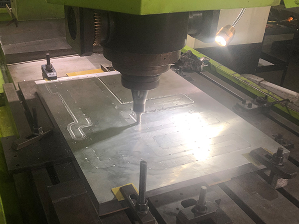 鋁合金攪拌摩擦焊機的發(fā)展趨勢-科鼎數(shù)控