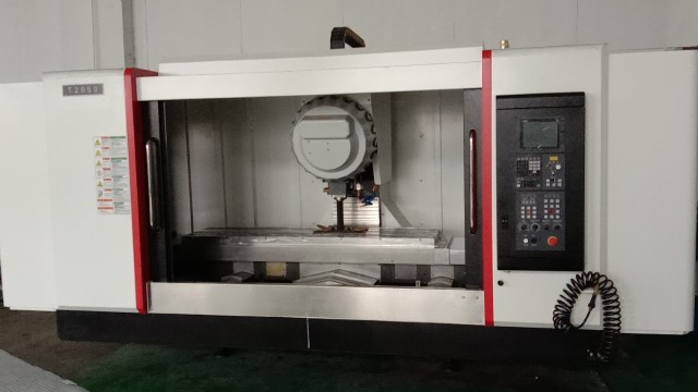 如何避免加工中心撞刀？科鼎數(shù)控告知您！