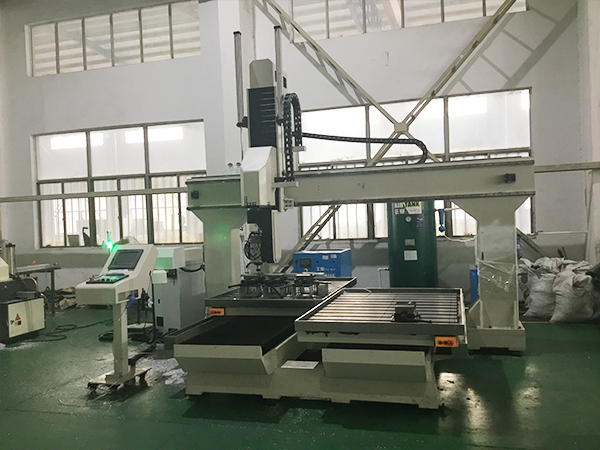 五軸數(shù)控加工中心在汽車(chē)模具加工領(lǐng)域的優(yōu)勢(shì)，您知道嗎？