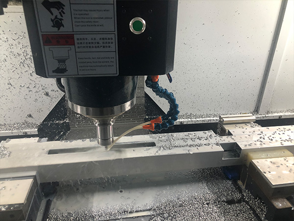 立式加工中心的編程優(yōu)勢(shì)有哪些?-科鼎數(shù)控